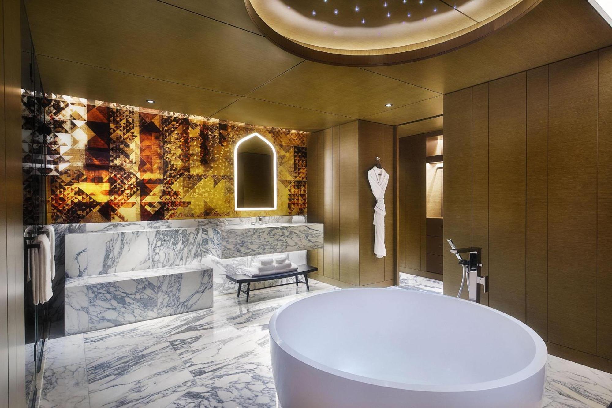 Marvelous Suite 1 Bedroom Executive Suite 1 King Sea view,1546168066:JPEG