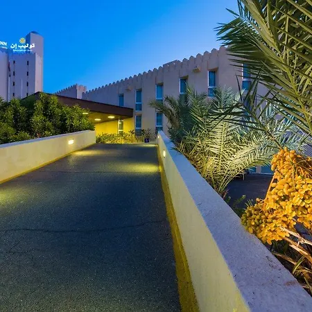 Tulip Inn Downtown Muscat-2